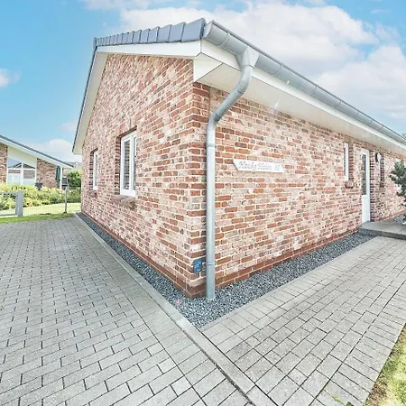 Nyaraló Hauke Hain 68 - Haus Mit Eingezaeuntem Garten Und Sauna