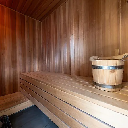 Nyaraló Hauke Hain 68 - Haus Mit Eingezaeuntem Garten Und Sauna