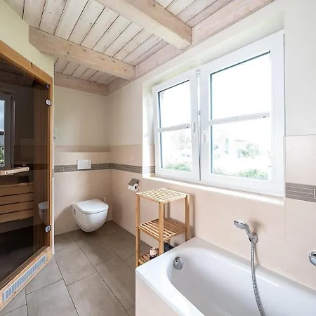 בית נופש Hauke Hain 68 - Haus Mit Eingezaeuntem Garten Und Sauna Dagebüll