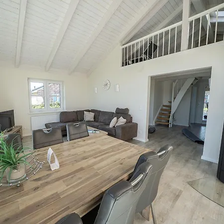 Hauke Hain 68 - Haus Mit Eingezaeuntem Garten Und Sauna Dagebüll