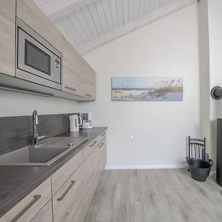 Hauke Hain 68 - Haus Mit Eingezaeuntem Garten Und Sauna