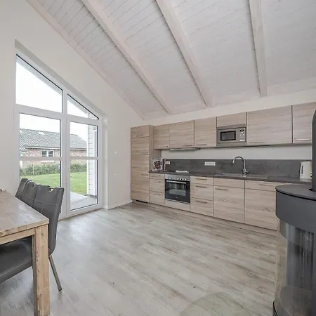 Hauke Hain 68 - Haus Mit Eingezaeuntem Garten Und Sauna