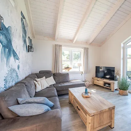 Hauke Hain 68 - Haus Mit Eingezaeuntem Garten Und Sauna Nyaraló *