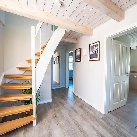 Nyaraló Hauke Hain 68 - Haus Mit Eingezaeuntem Garten Und Sauna Dagebüll