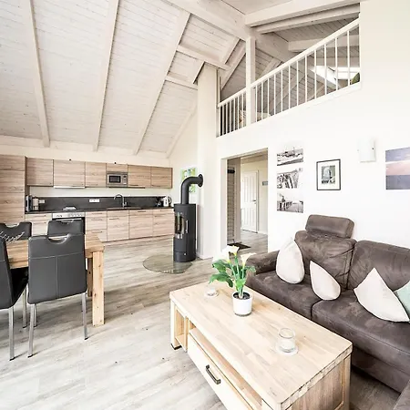 Hauke Hain 68 - Haus Mit Eingezaeuntem Garten Und Sauna