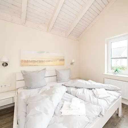 Hauke Hain 68 - Haus Mit Eingezaeuntem Garten Und Sauna * Dagebüll