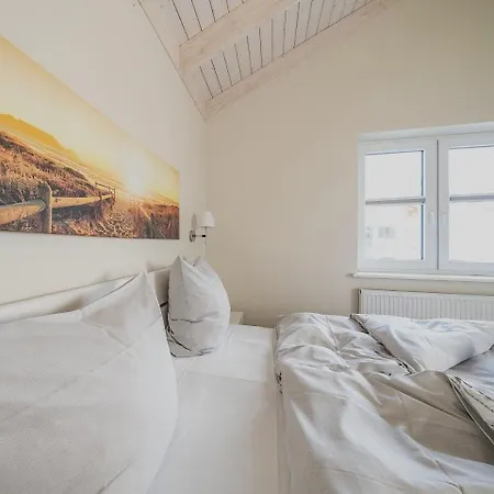 Nyaraló Hauke Hain 68 - Haus Mit Eingezaeuntem Garten Und Sauna *